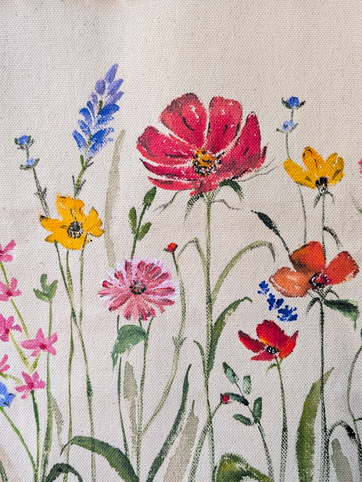 Multifloral bloom Hand-Painted  Lace Detailed Tote Bag detail 2